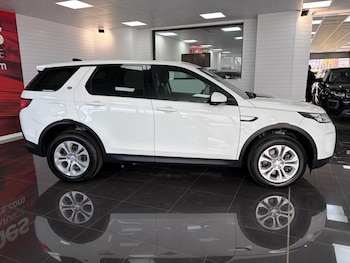 Used Land Rover Discovery Sport 2021 for sale - 78943565: Photo