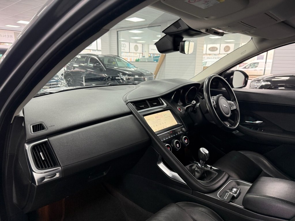 Used Jaguar E-Pace 2019 for sale - 77666839: Photo 14