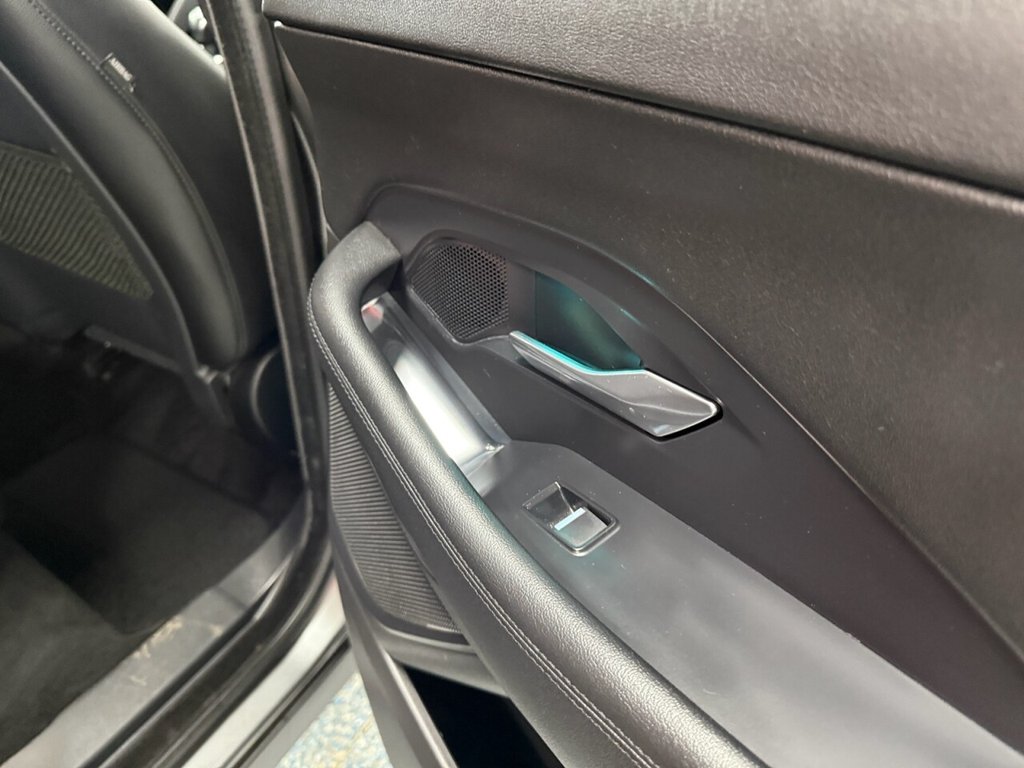 Used Jaguar E-Pace 2019 for sale - 77666839: Photo 6