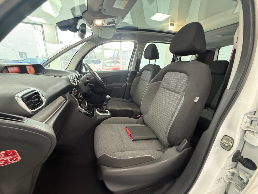 Used Citroen C3 Picasso 2016 for sale - 76776570: Photo 17