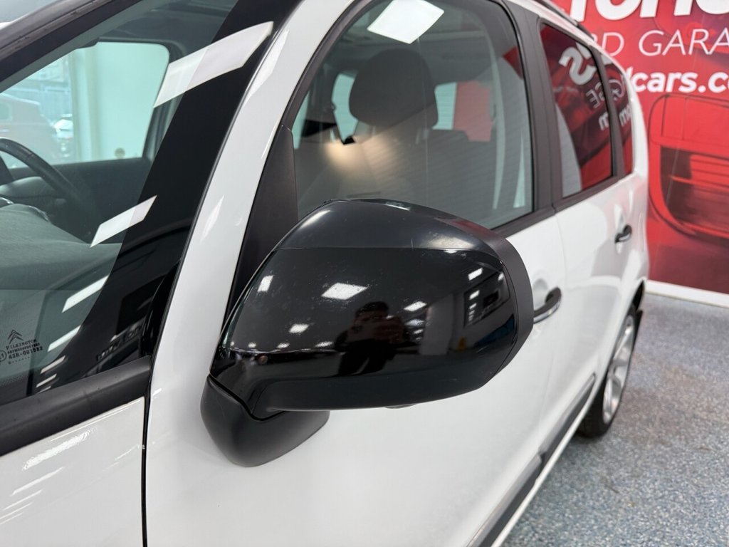 Used Citroen C3 Picasso 2016 for sale - 76776570: Photo 19