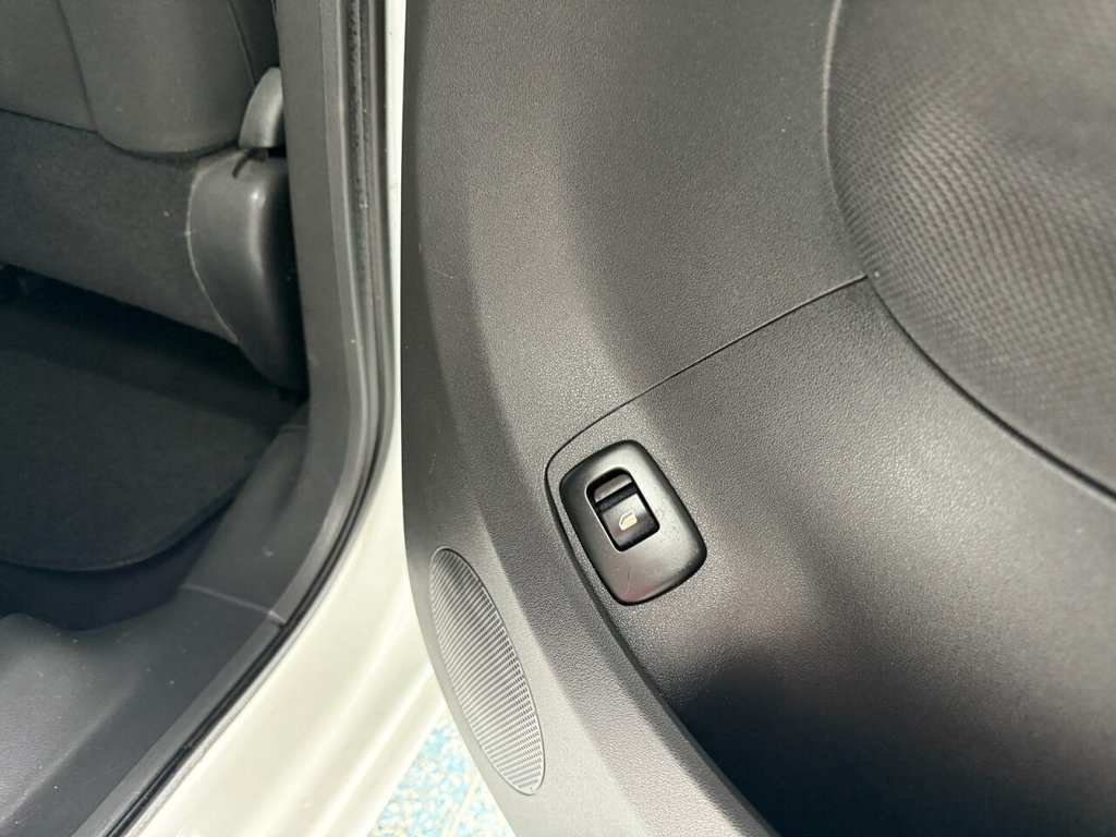 Used Citroen C3 Picasso 2016 for sale - 76776570: Photo 6