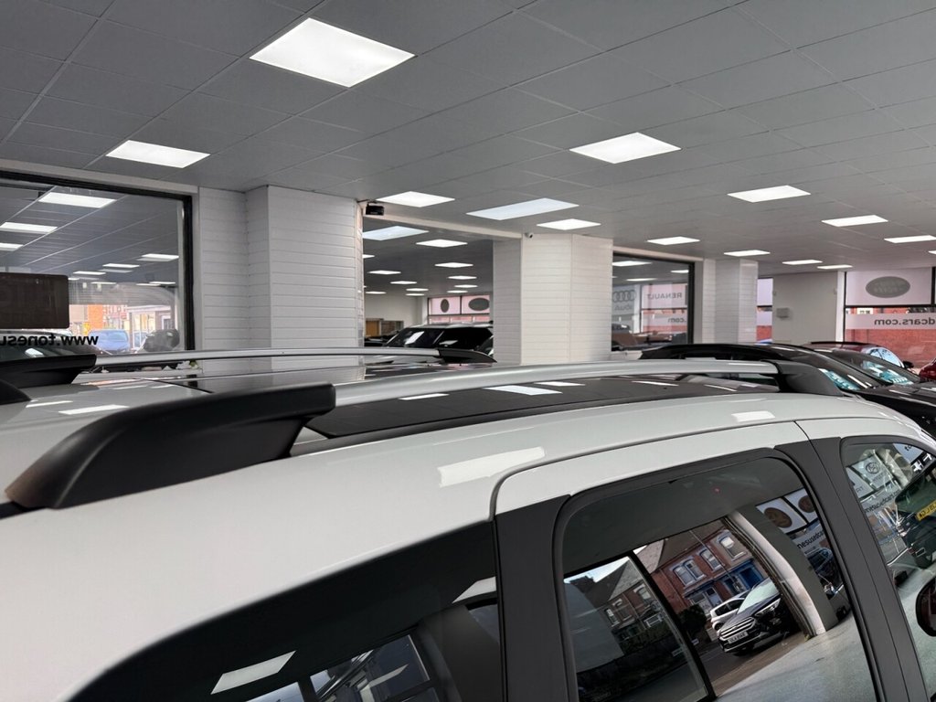 Used Citroen C3 Picasso 2016 for sale - 76776570: Photo 7