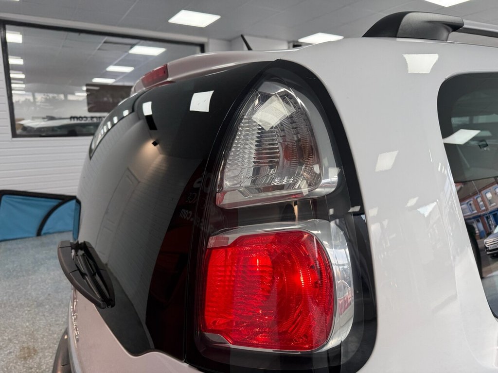 Used Citroen C3 Picasso 2016 for sale - 76776570: Photo 8