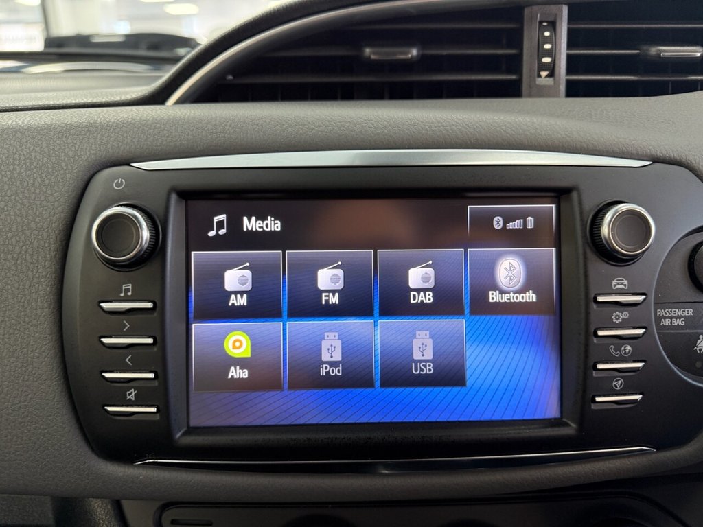 Used Toyota Yaris 2019 for sale - 77084103: Photo 32