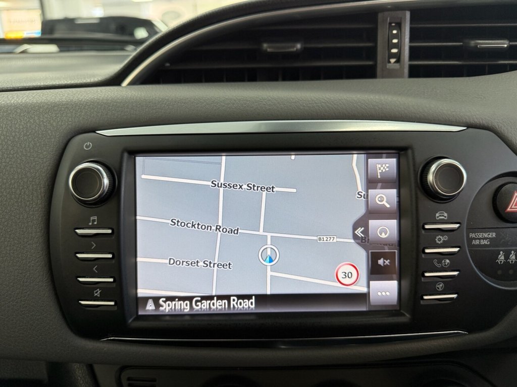 Used Toyota Yaris 2019 for sale - 77084103: Photo 35