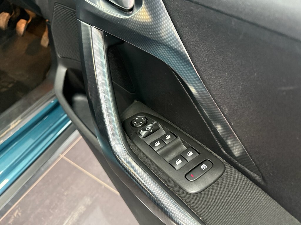 Used Peugeot 2008 2017 for sale - 78096308: Photo 23