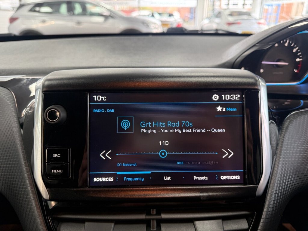 Used Peugeot 2008 2017 for sale - 78096308: Photo 30