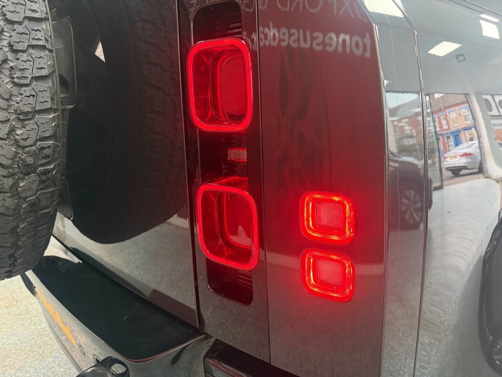 Used Land Rover Defender 2024 for sale - 76776689: Photo 11