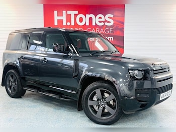 Used Land Rover Defender 2024 for sale - 76776689: Photo