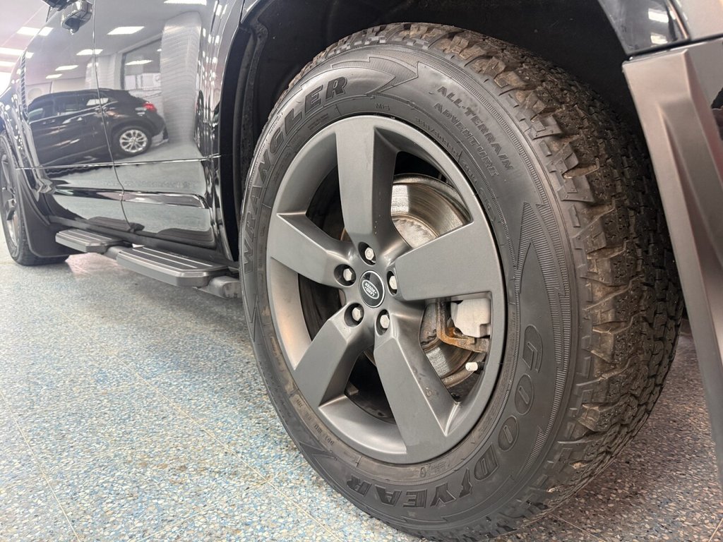 Used Land Rover Defender 2024 for sale - 76776689: Photo 24