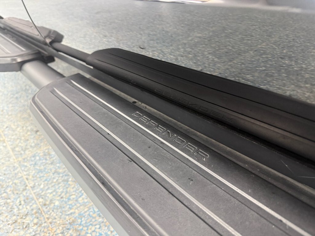 Used Land Rover Defender 2024 for sale - 76776689: Photo 25