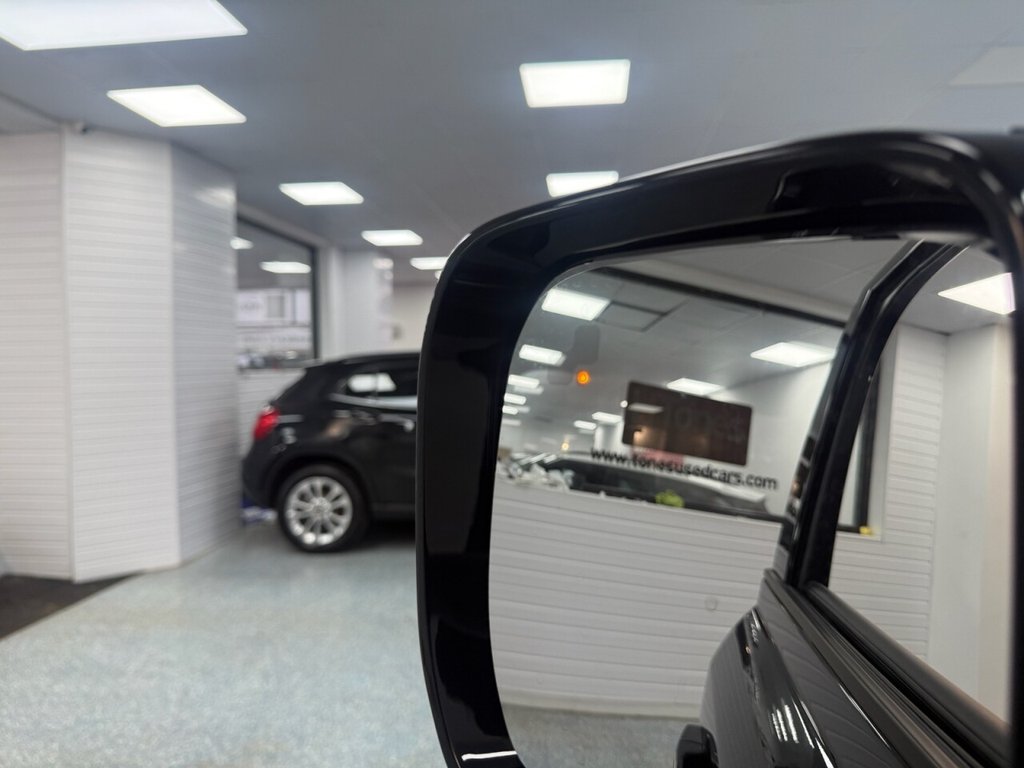 Used Land Rover Defender 2024 for sale - 76776689: Photo 27