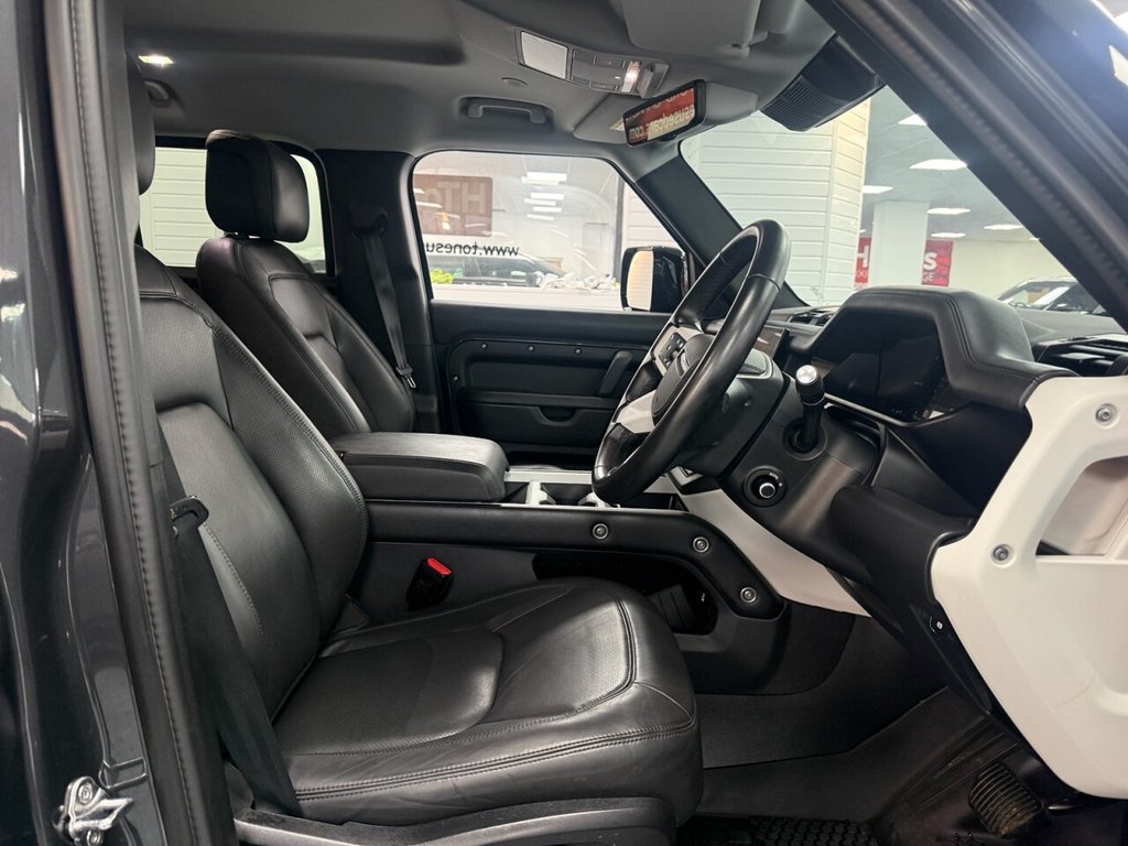 Used Land Rover Defender 2024 for sale - 76776689: Photo 42