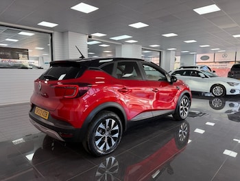 Used Renault Captur 2023 for sale - 78725742: Photo