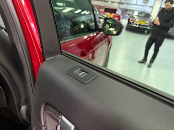 Used Land Rover Discovery Sport 2019 for sale - 76776574: Photo