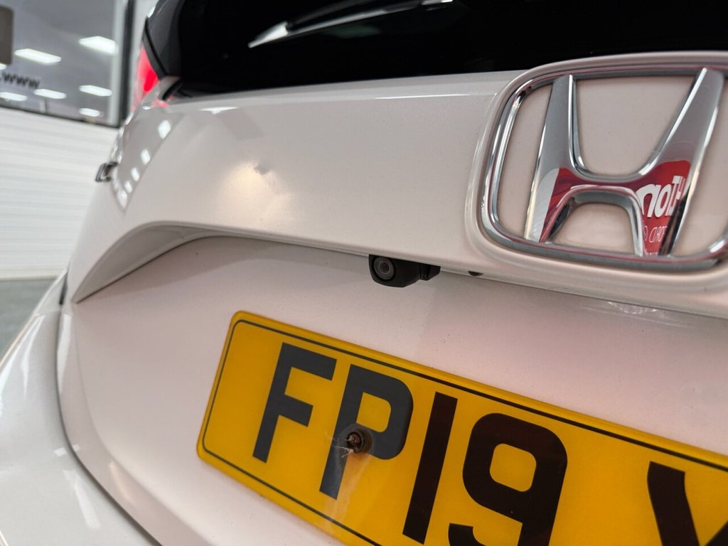 Used Honda Civic 2019 for sale - 76883467: Photo 10