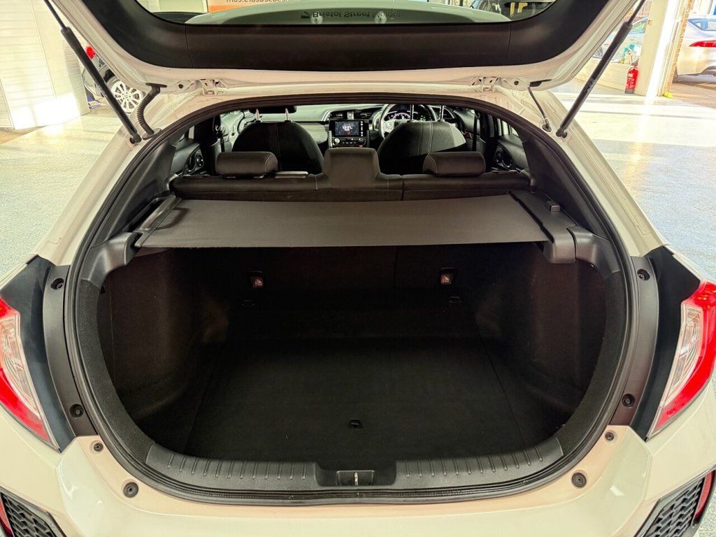 Used Honda Civic 2019 for sale - 76883467: Photo 11