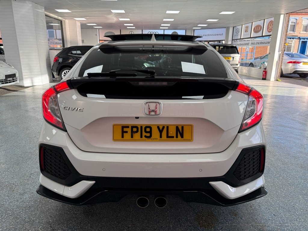 Used Honda Civic 2019 for sale - 76883467: Photo 12