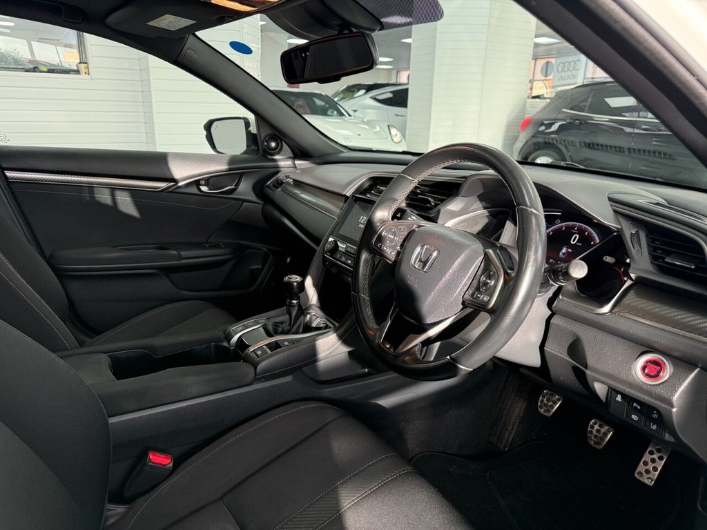 Used Honda Civic 2019 for sale - 76883467: Photo 25