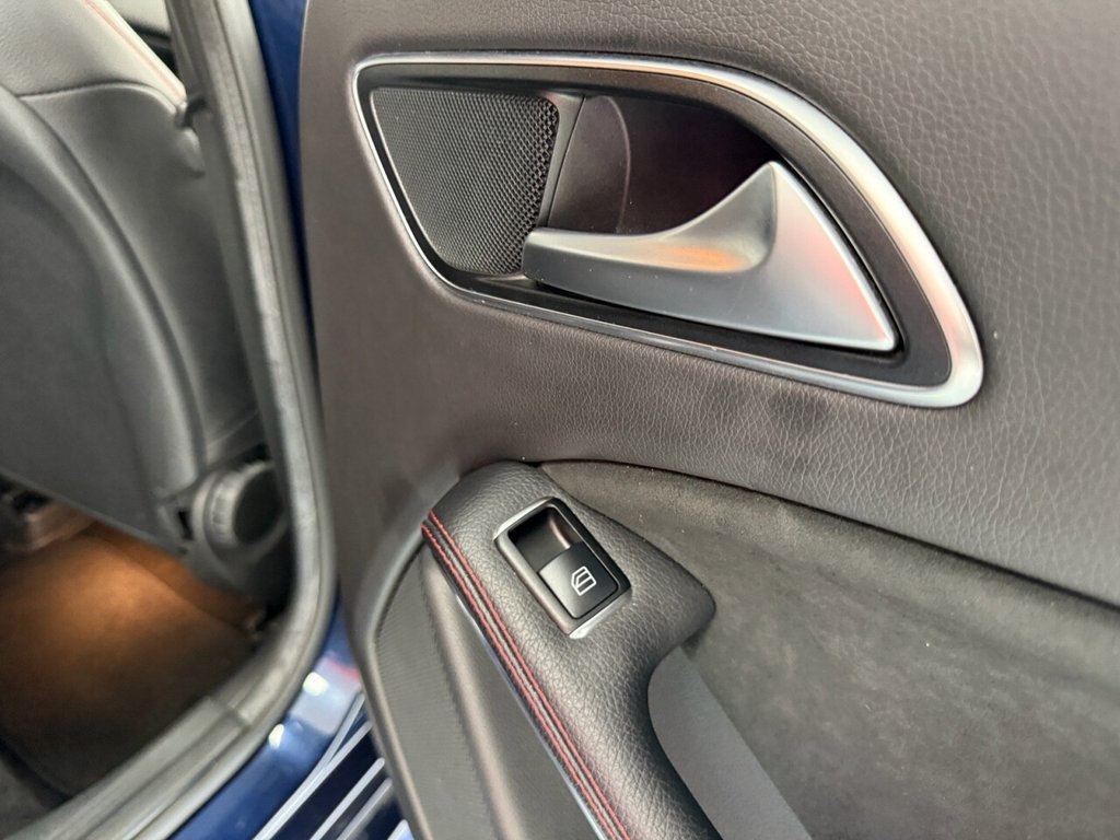 Used Mercedes-Benz A-Class 2018 for sale - 76776682: Photo 6