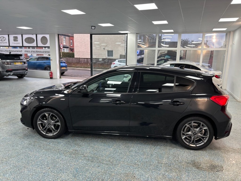 Used Ford Focus 2021 for sale - 77463778: Photo 7