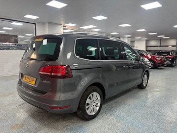Used Volkswagen Sharan 2017 for sale - 77038458: Photo