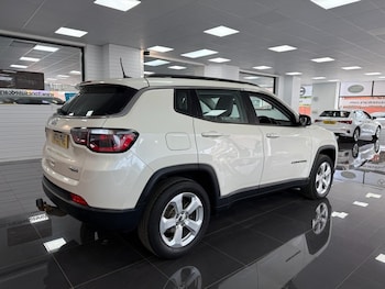 Used Jeep Compass 2019 for sale - 78818461: Photo