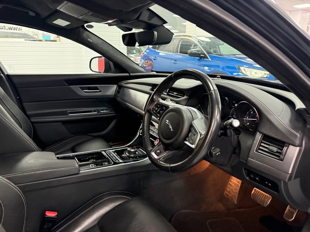 Used Jaguar XF 2019 for sale - 76973613: Photo 23