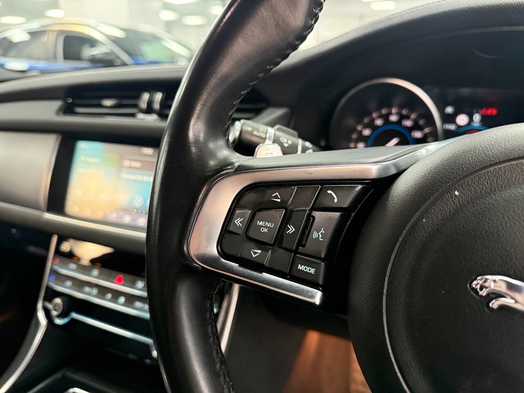 Used Jaguar XF 2019 for sale - 76973613: Photo 28