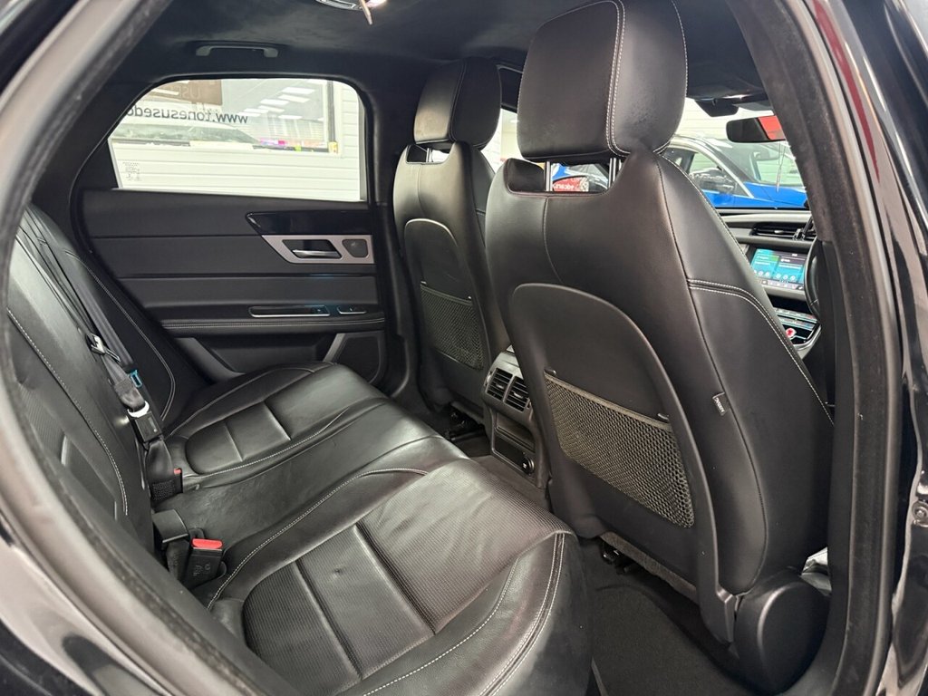 Used Jaguar XF 2019 for sale - 76973613: Photo 4