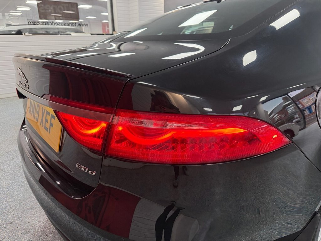 Used Jaguar XF 2019 for sale - 76973613: Photo 7