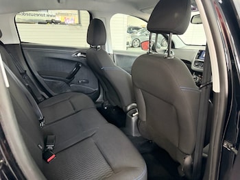 Used Peugeot 208 2019 for sale - 79358857: Photo