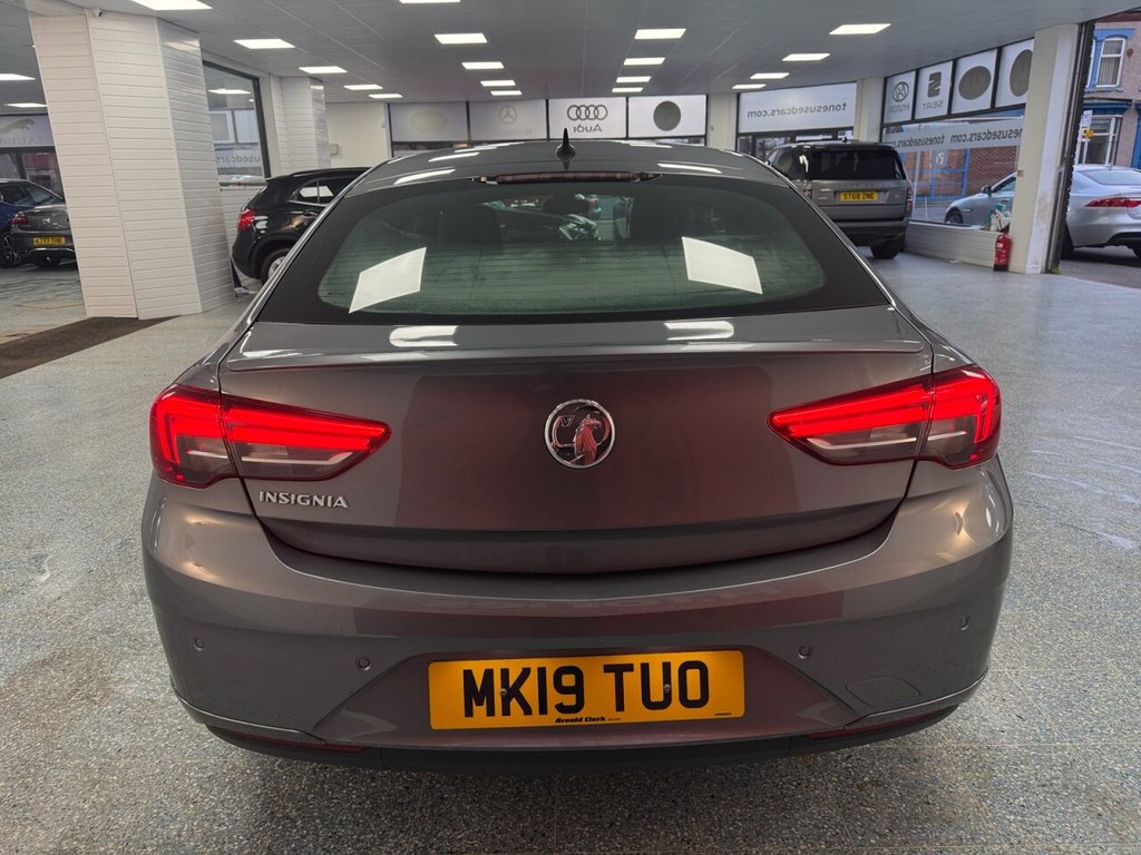 Used Vauxhall Insignia 2019 for sale - 76820686: Photo 10