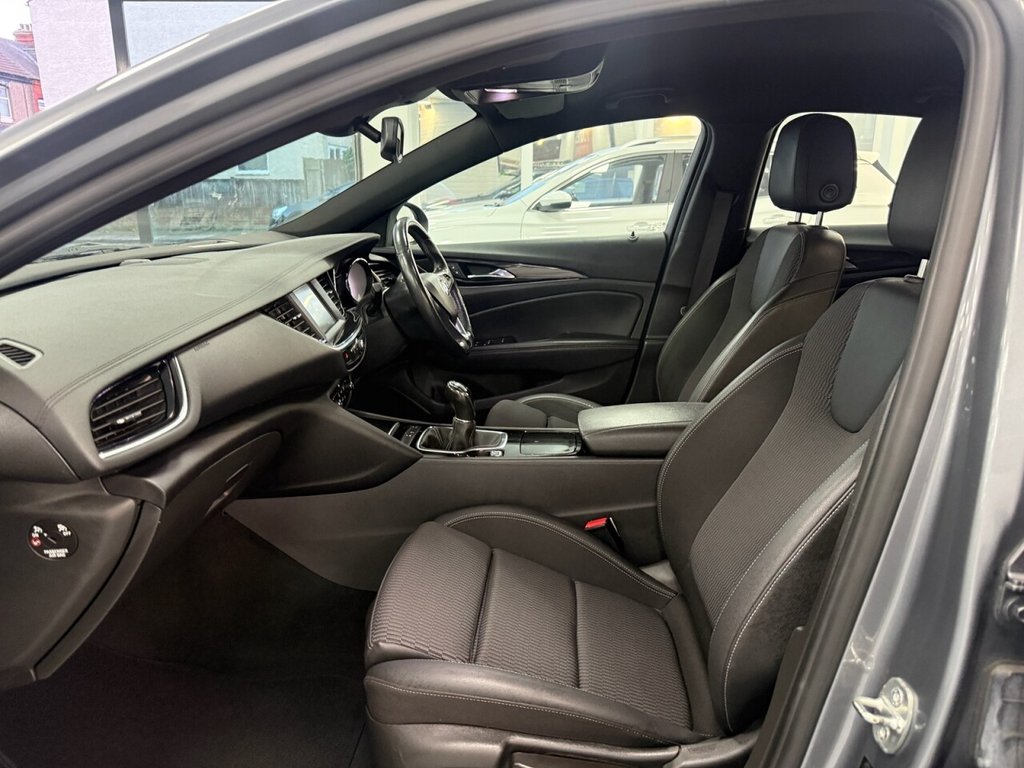 Used Vauxhall Insignia 2019 for sale - 76820686: Photo 14