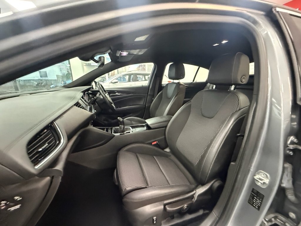 Used Vauxhall Insignia 2019 for sale - 76820686: Photo 15