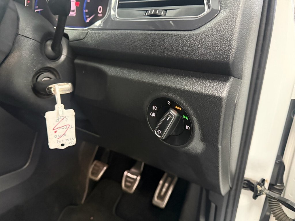 Used Volkswagen T-Roc 2019 for sale - 76820689: Photo 28