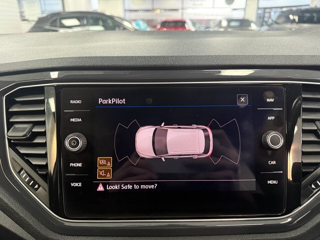 Used Volkswagen T-Roc 2019 for sale - 76820689: Photo 33