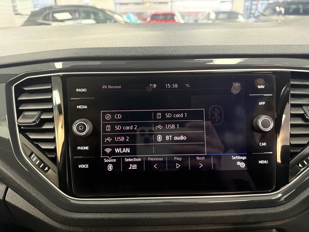 Used Volkswagen T-Roc 2019 for sale - 76820689: Photo 36