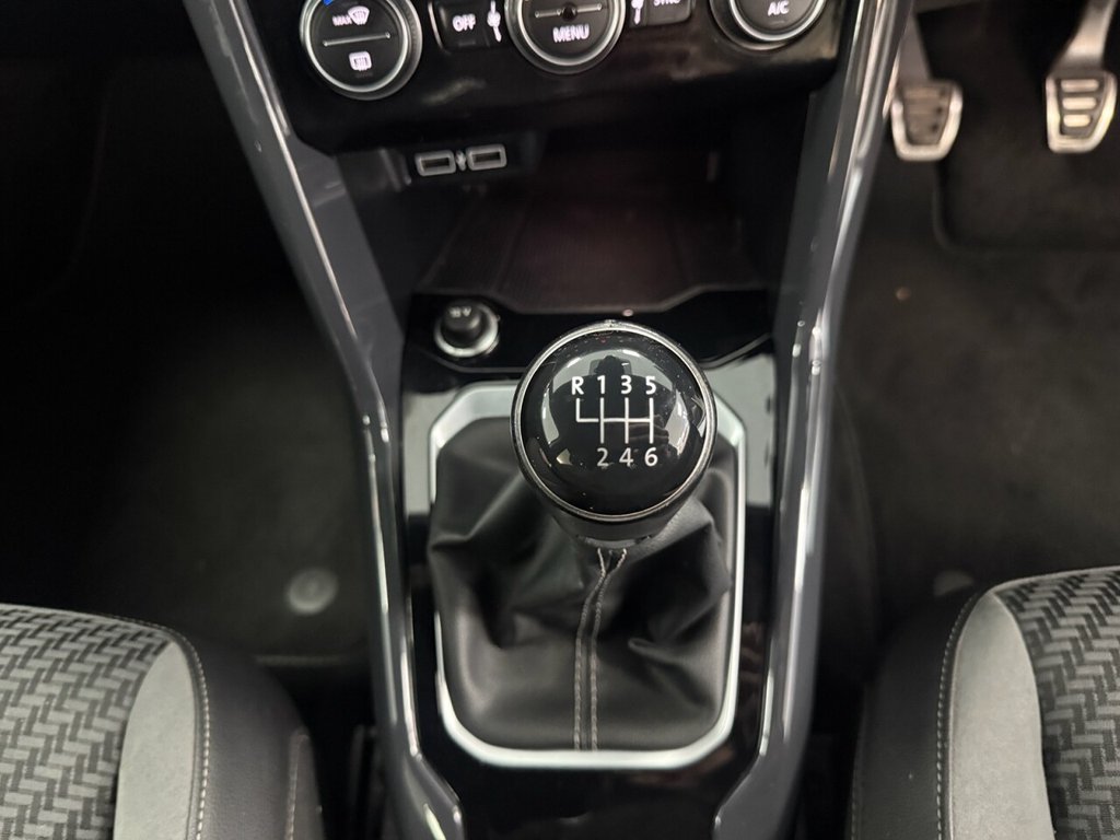 Used Volkswagen T-Roc 2019 for sale - 76820689: Photo 43