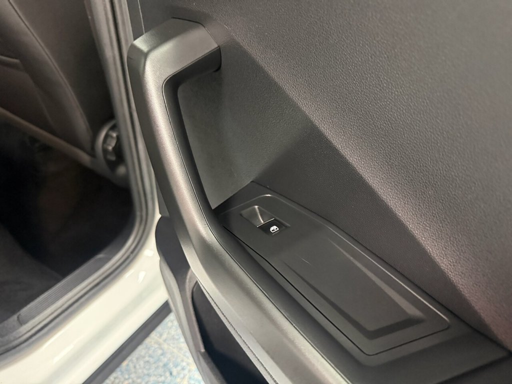 Used Volkswagen T-Roc 2019 for sale - 76820689: Photo 8