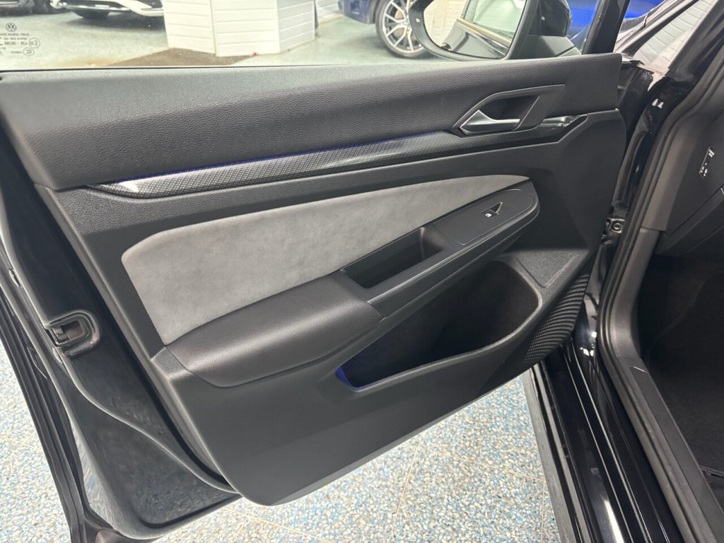 Used Volkswagen Golf 2021 for sale - 77302619: Photo 32