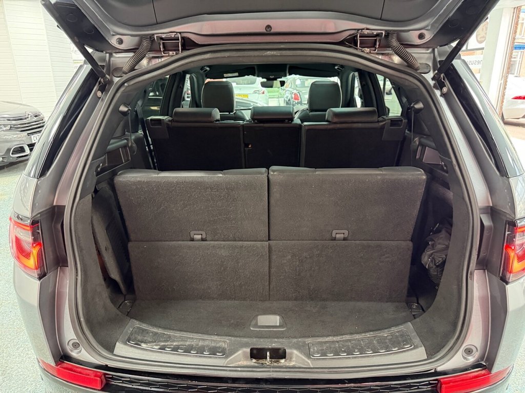 Used Land Rover Discovery Sport 2020 for sale - 76910252: Photo 12