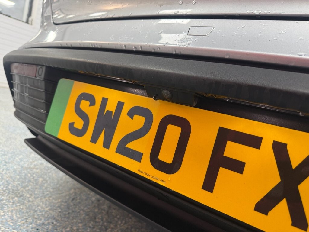 Used Porsche Taycan 2020 for sale - 77212476: Photo 10