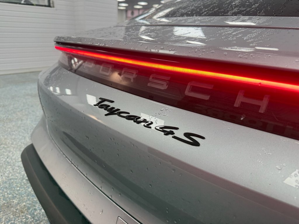 Used Porsche Taycan 2020 for sale - 77212476: Photo 11