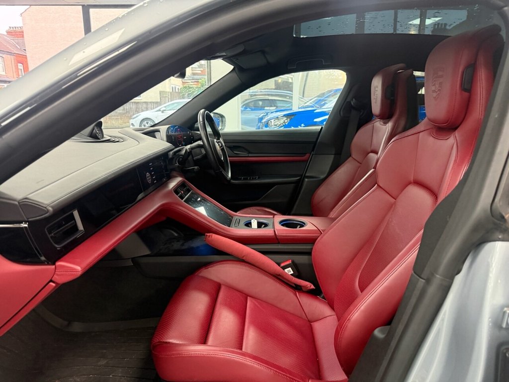 Used Porsche Taycan 2020 for sale - 77212476: Photo 17