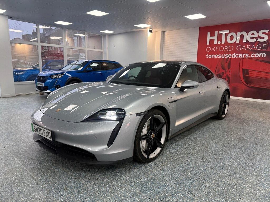 Used Porsche Taycan 2020 for sale - 77212476: Photo 25
