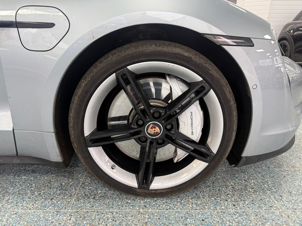 Used Porsche Taycan 2020 for sale - 77212476: Photo 27