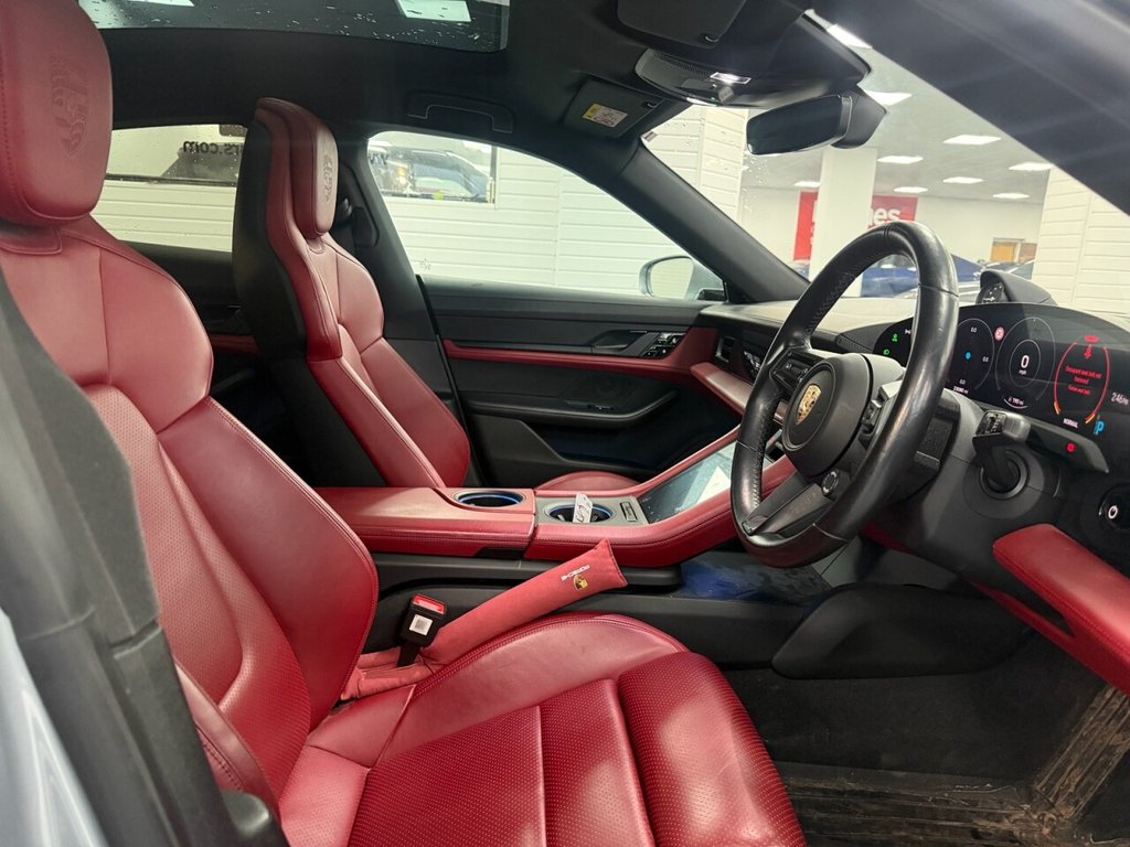 Used Porsche Taycan 2020 for sale - 77212476: Photo 29