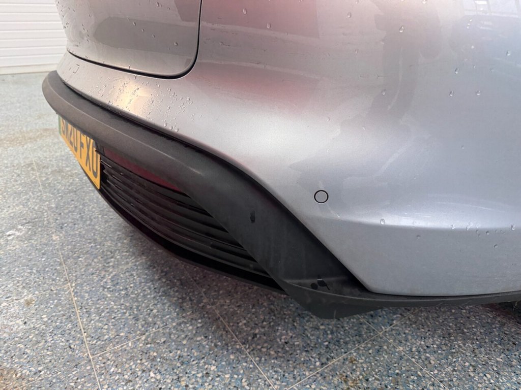 Used Porsche Taycan 2020 for sale - 77212476: Photo 9